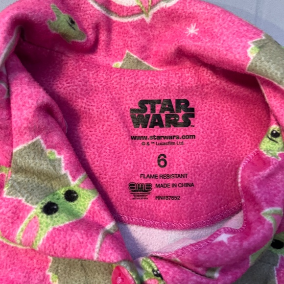 Star Wars Baby Yoda (Grogu) Girls Pajama Set, Size 6 - Picture 2 of 5